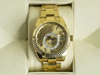 Rolex Sky-Dweller 326938 Yellow gold Champagne