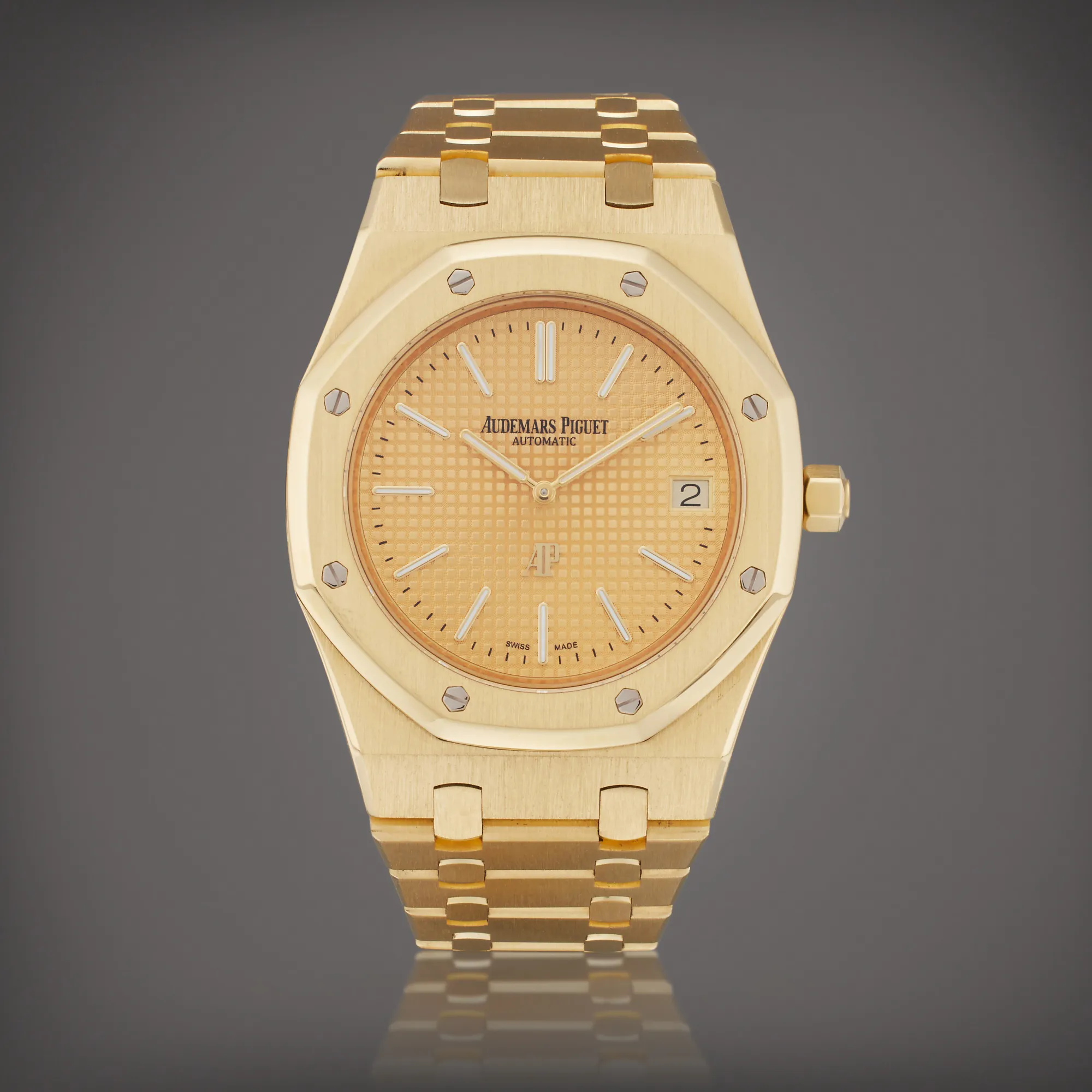 Audemars Piguet Royal Oak 15202BA.OO.1240BA.02.94 39mm Yellow gold Champagne 2