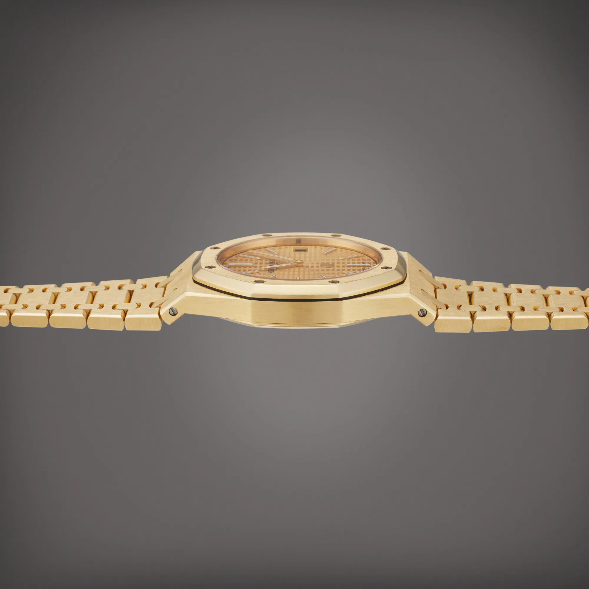 Audemars Piguet Royal Oak 15202BA.OO.1240BA.02.94 39mm Yellow gold Champagne 4