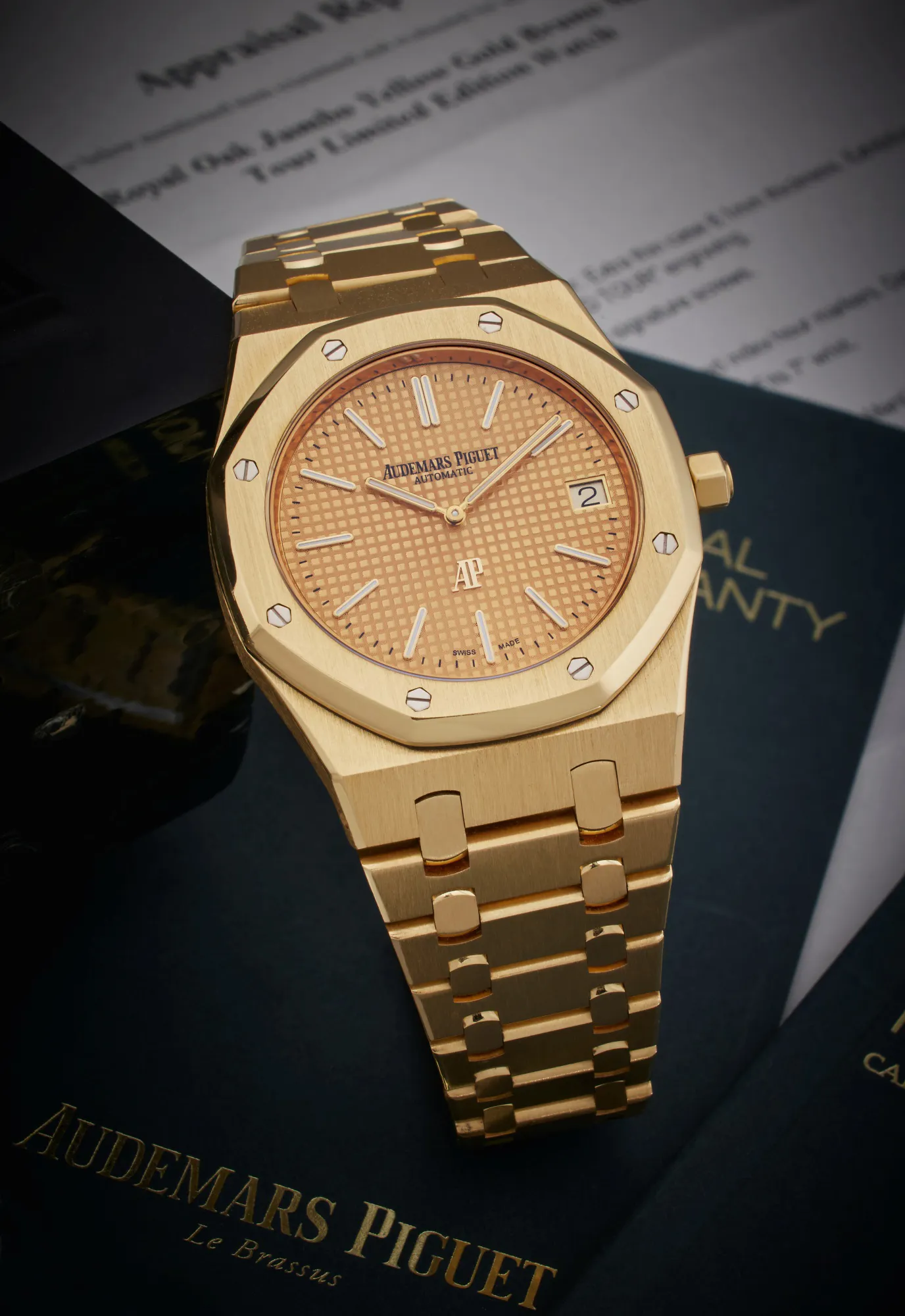 Audemars Piguet Royal Oak 15202BA.OO.1240BA.02.94 39mm Yellow gold Champagne 8