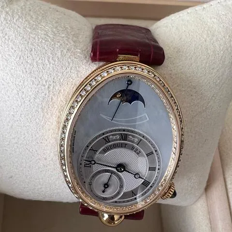 Breguet Reine de Naples 8908BA/52/864.D00D 28mm Yellow gold Mother-of-pearl 2