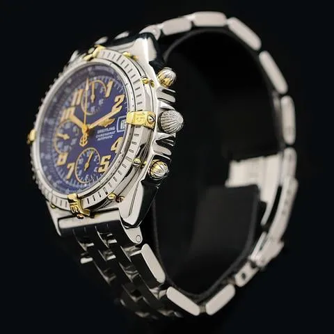 Breitling Chronomat B13050.1 39mm Yellow gold and stainless steel Blue 4