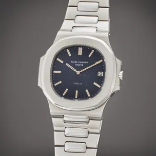 Patek Philippe Nautilus 3700/001 Stainless steel Black