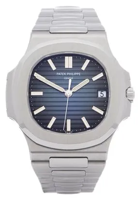 Patek Philippe Nautilus 5711/1A-010 40mm Stainless steel Blue