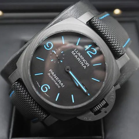 Panerai Luminor GMT Automatic PAM 01661 44mm Carbon fiber Black 1