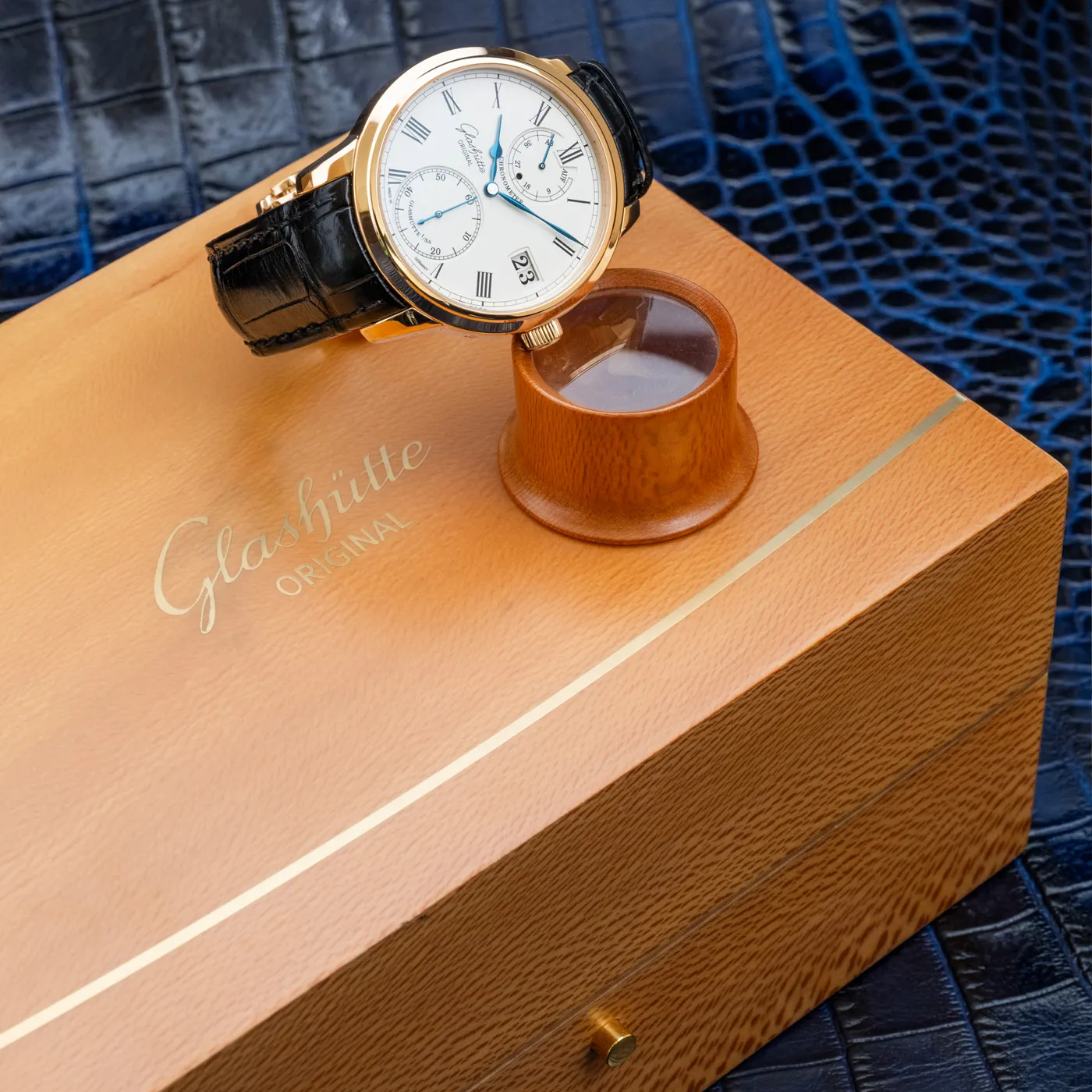 Glashütte Senator Chronometer 1 42mm wood White 11