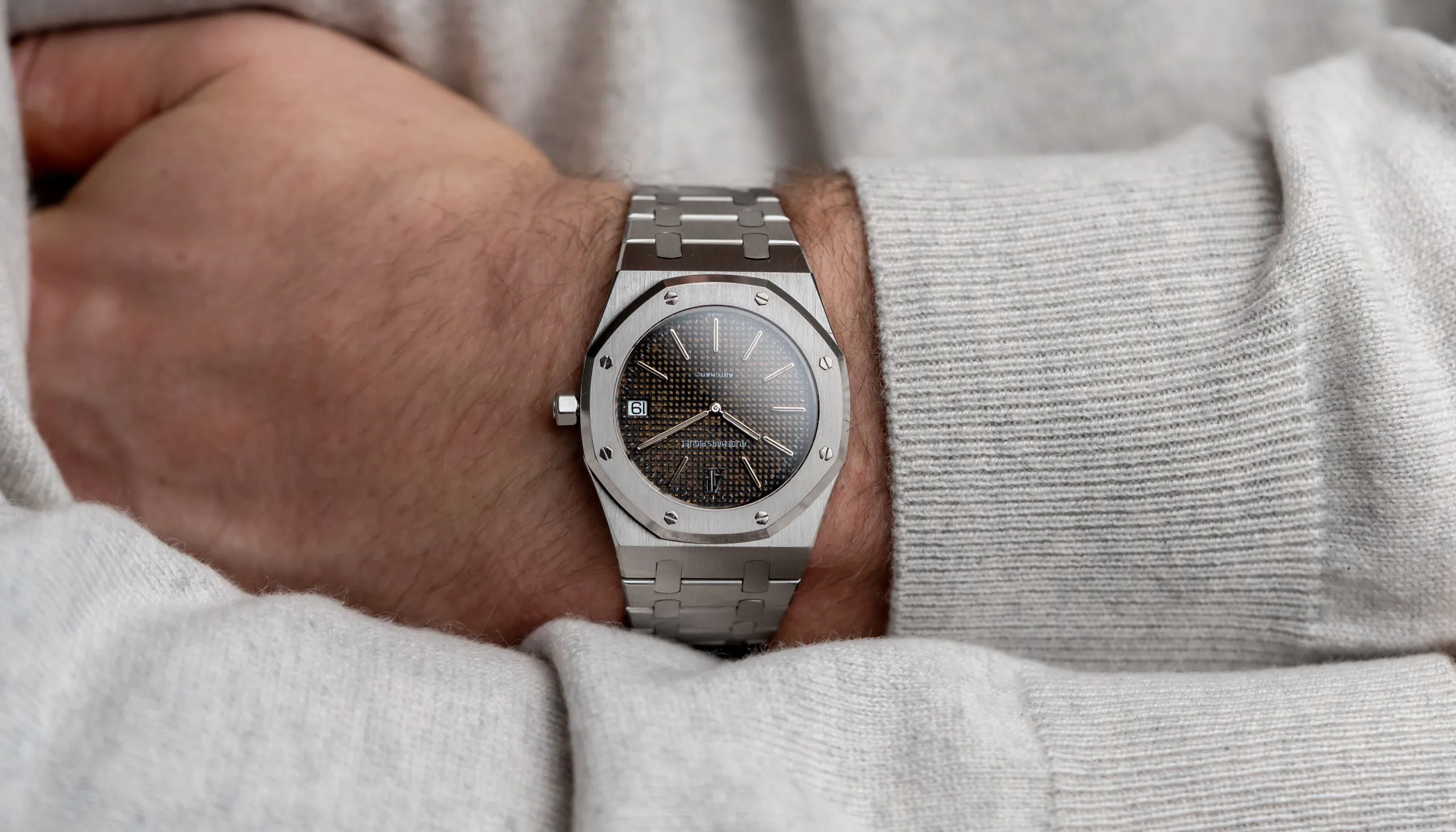 Audemars Piguet Royal Oak 5402ST 39mm Steel Tropical 11