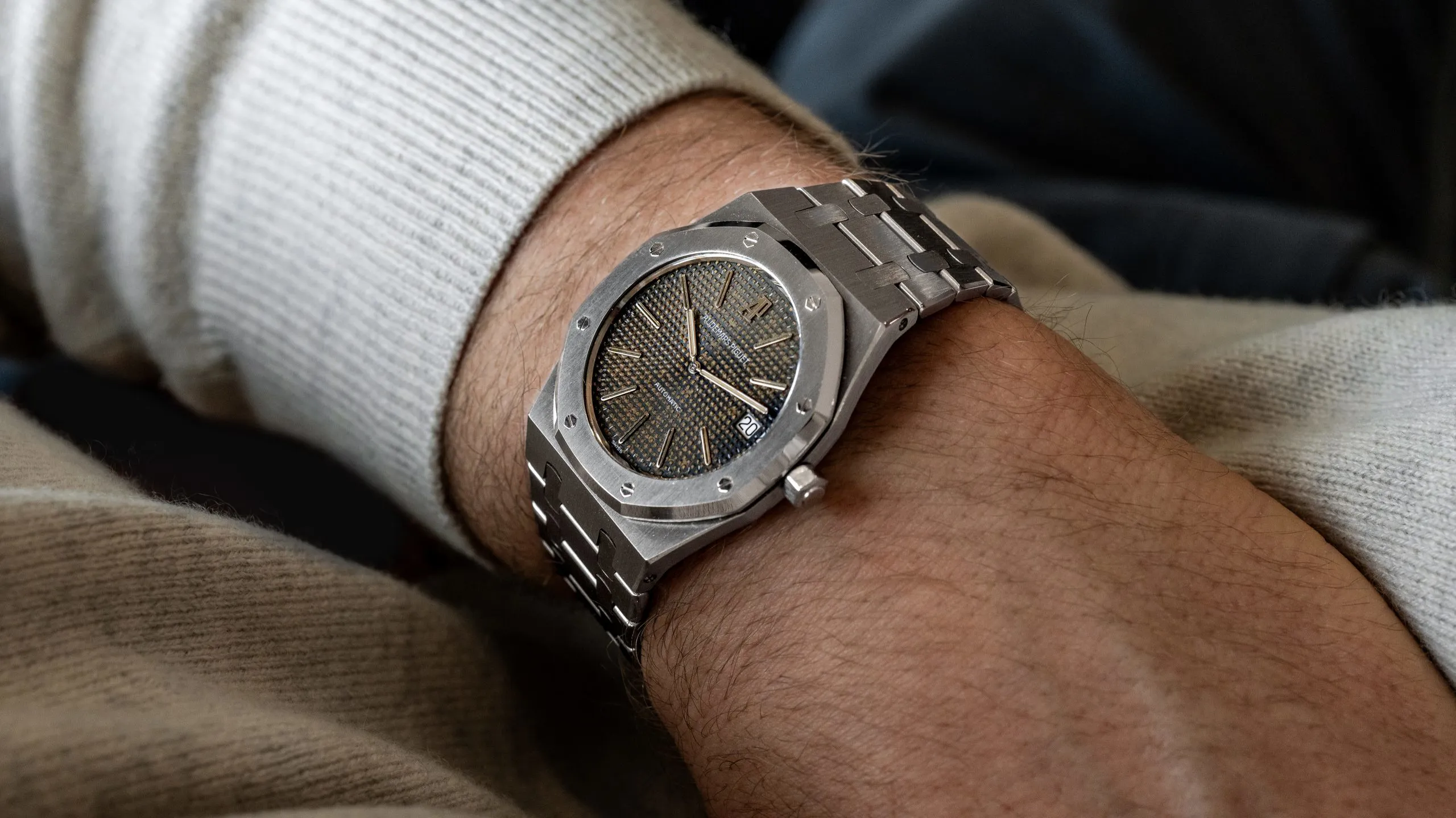 Audemars Piguet Royal Oak 5402ST 39mm Steel Tropical 5