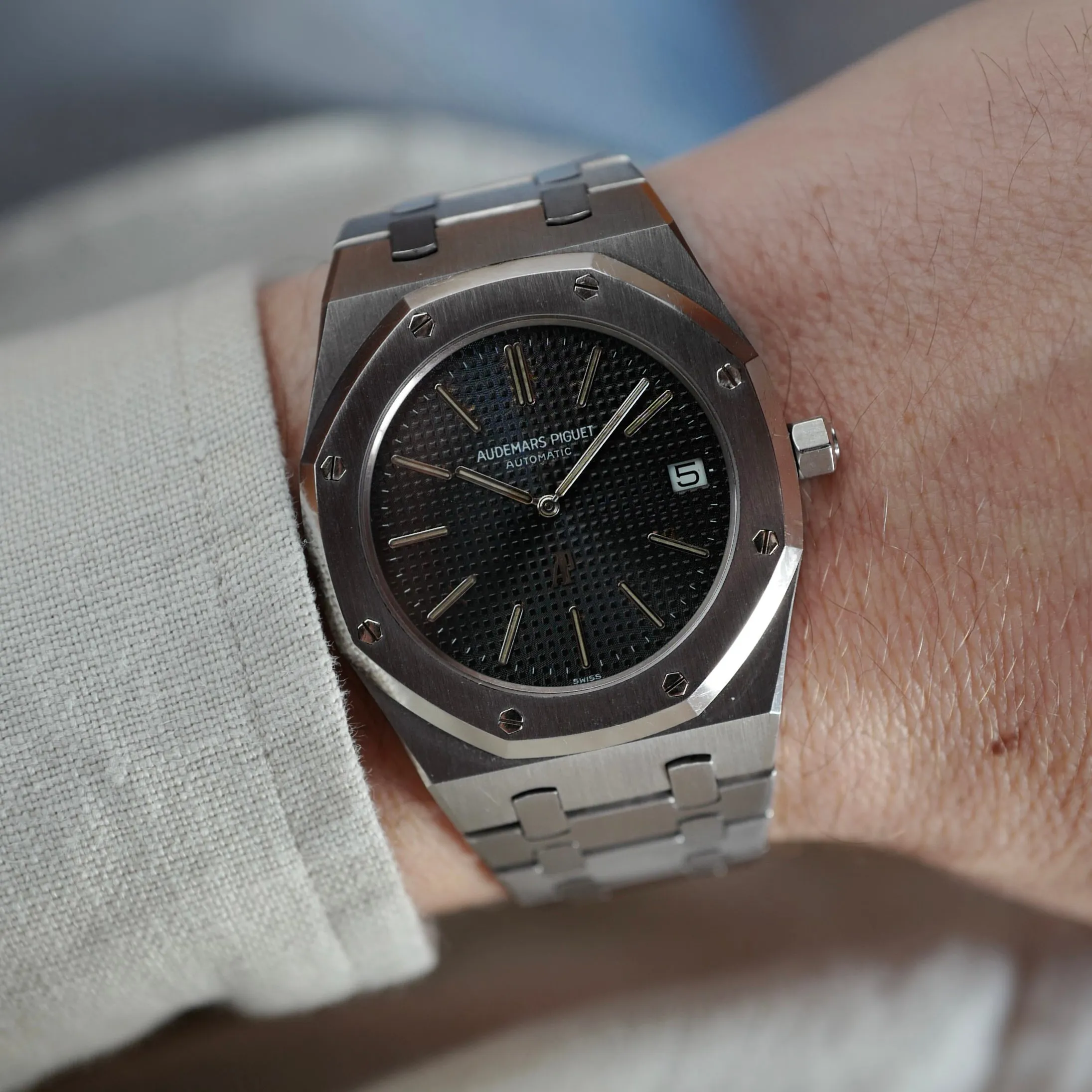 Audemars Piguet Royal Oak 5402ST 39mm Steel • 2