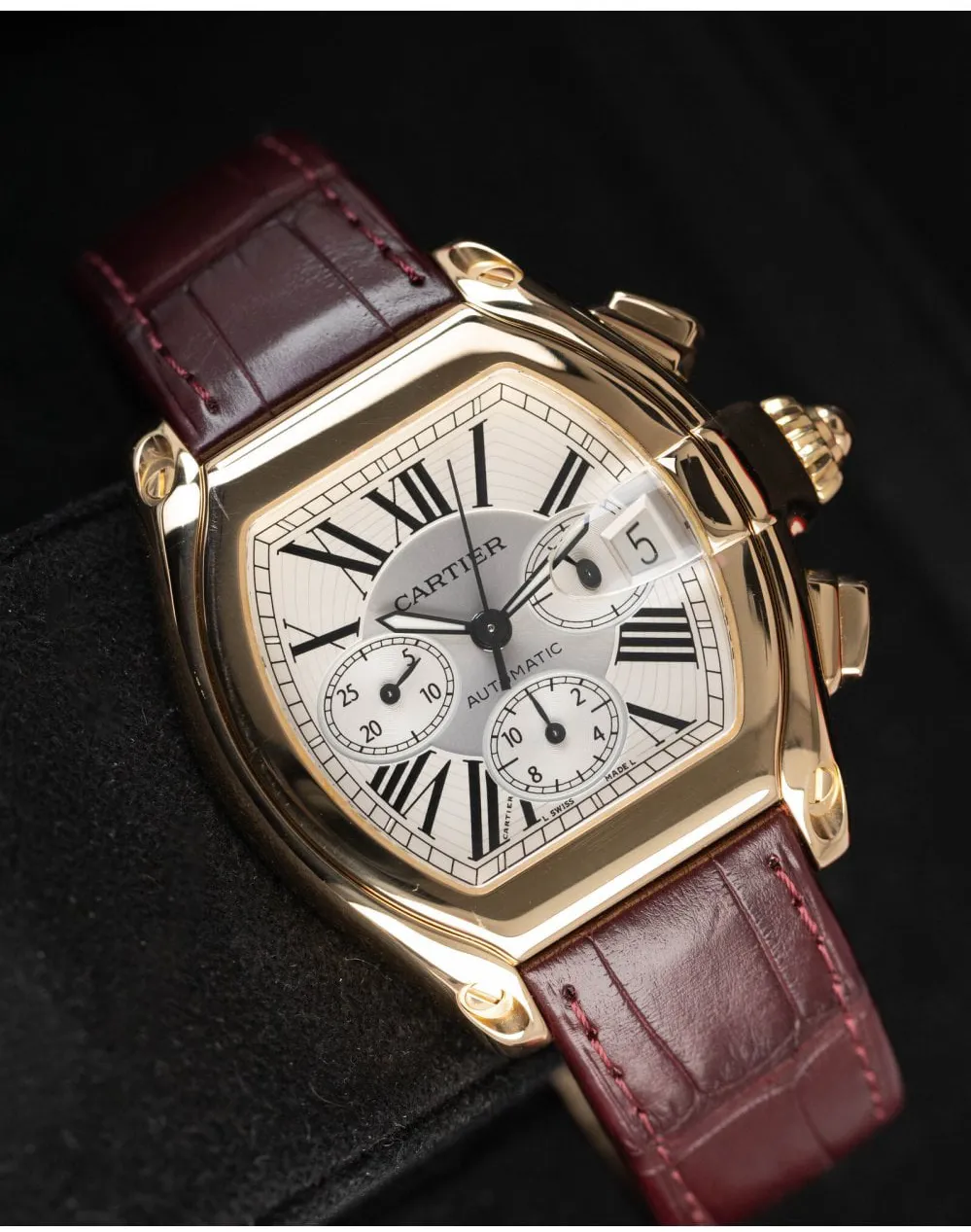 Cartier Roadster 2619 48mm Yellow gold White 4