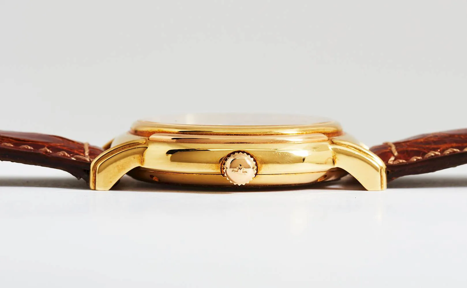Jaeger-LeCoultre Odysseus 170.7.80 36mm Yellow gold 1