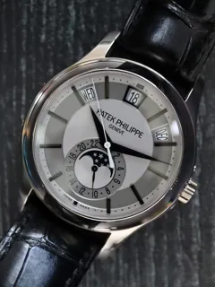 Patek Philippe Annual Calendar 5205G 18k white gold Gray