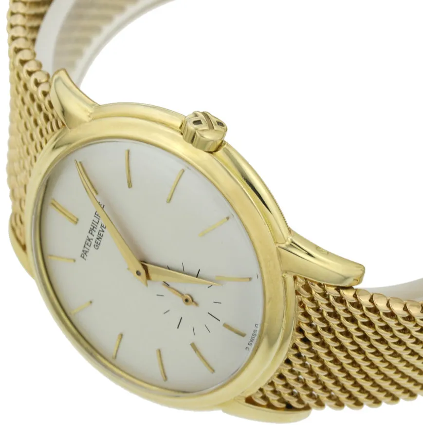 Patek Philippe Calatrava 2551 36mm Yellow gold 1