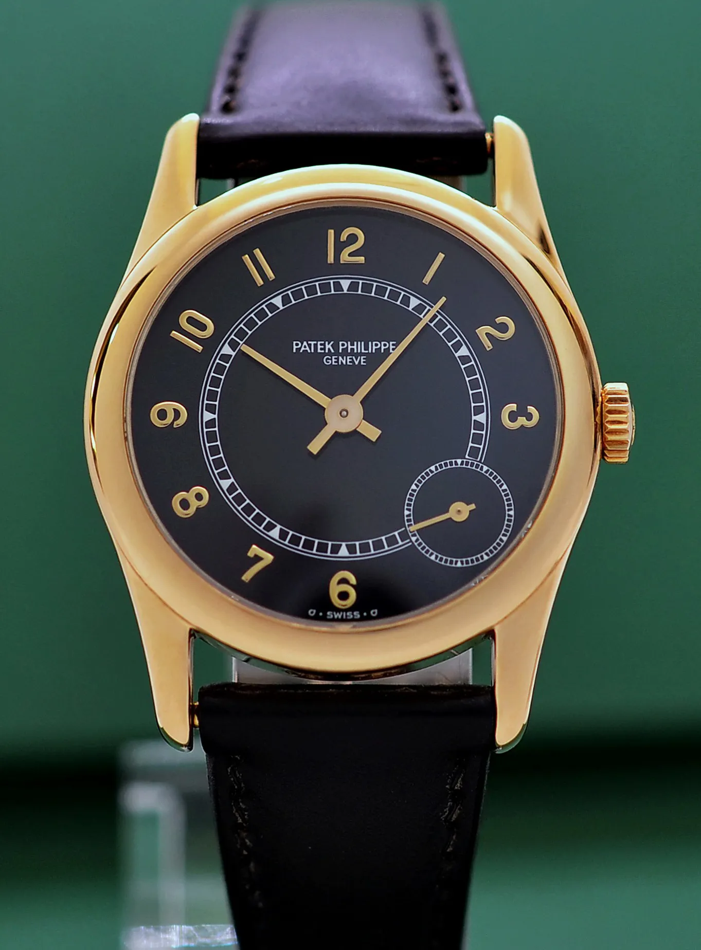 Patek Philippe Calatrava 5000j 33mm Yellow gold Black