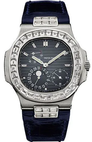 Patek Philippe Nautilus 5724G 40mm Blue