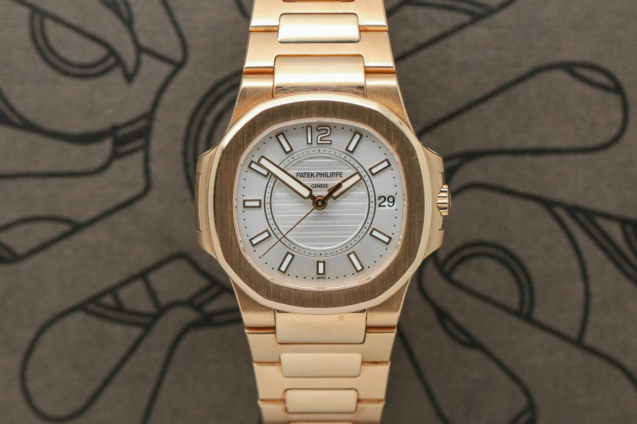 Patek Philippe Nautilus 7011/1R-001