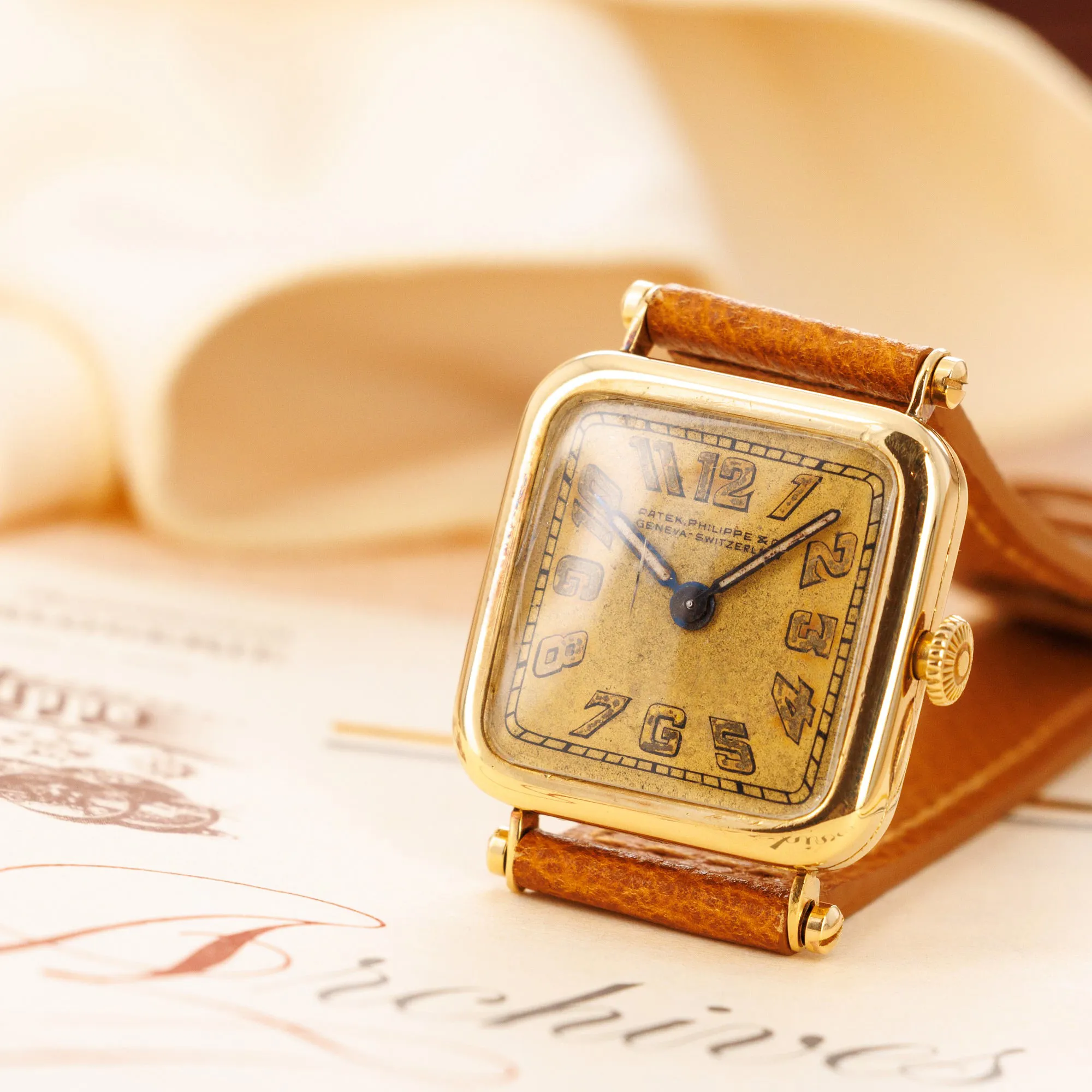 Patek Philippe Vintage 5 25.5mm  18k YG Gilt 2