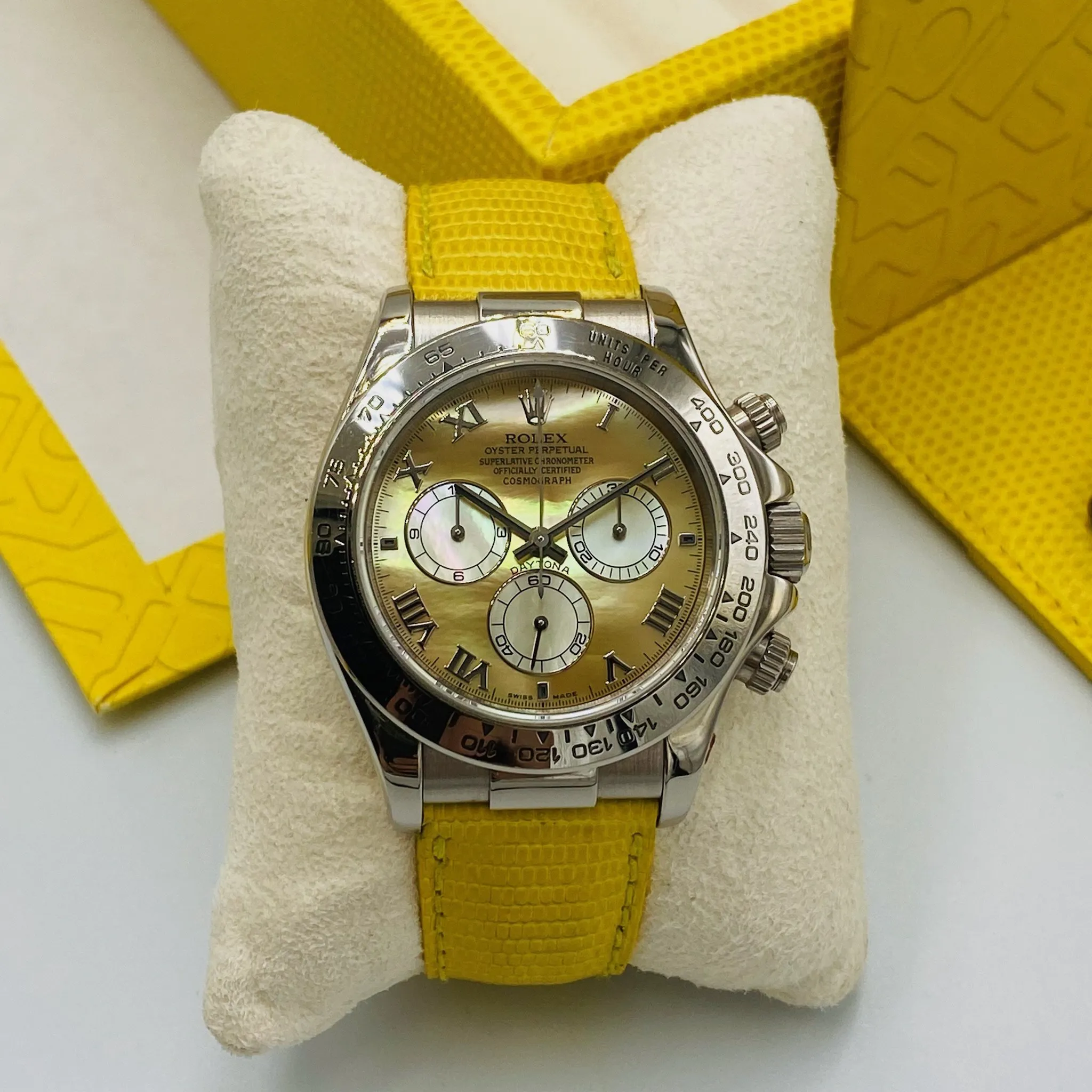 Rolex Daytona 116519 Yellow 1