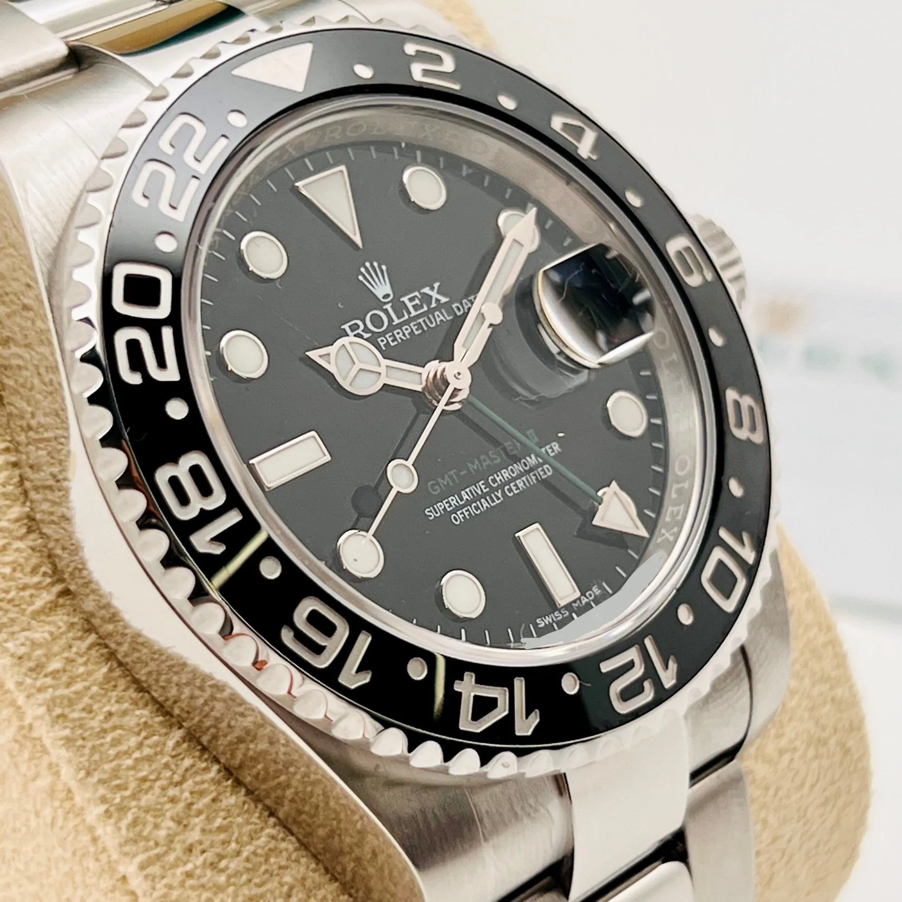 Rolex GMT-Master II 116710LN Black 4