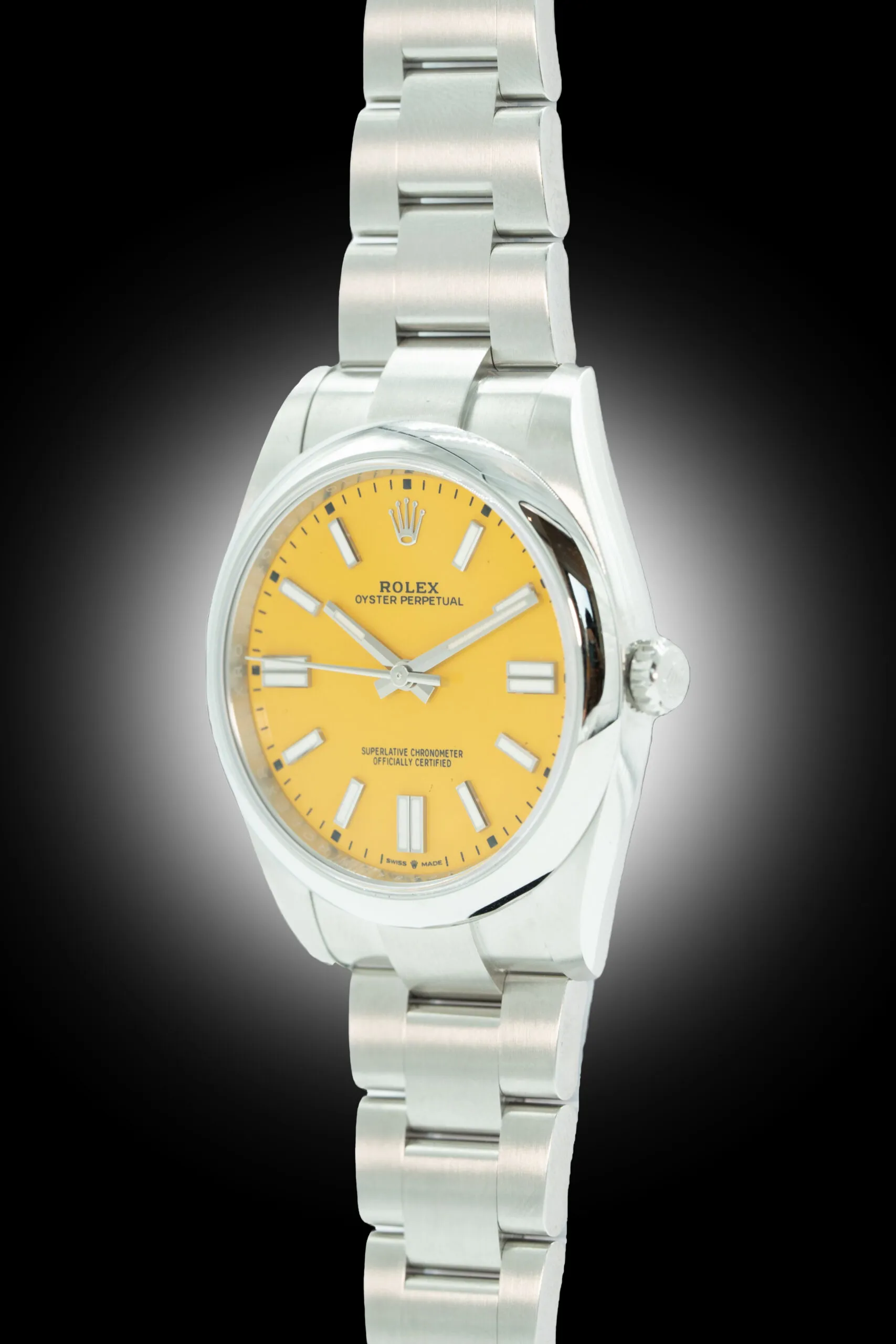 Rolex Oyster Perpetual 41 124300 41mm Acciaio Yellow 3