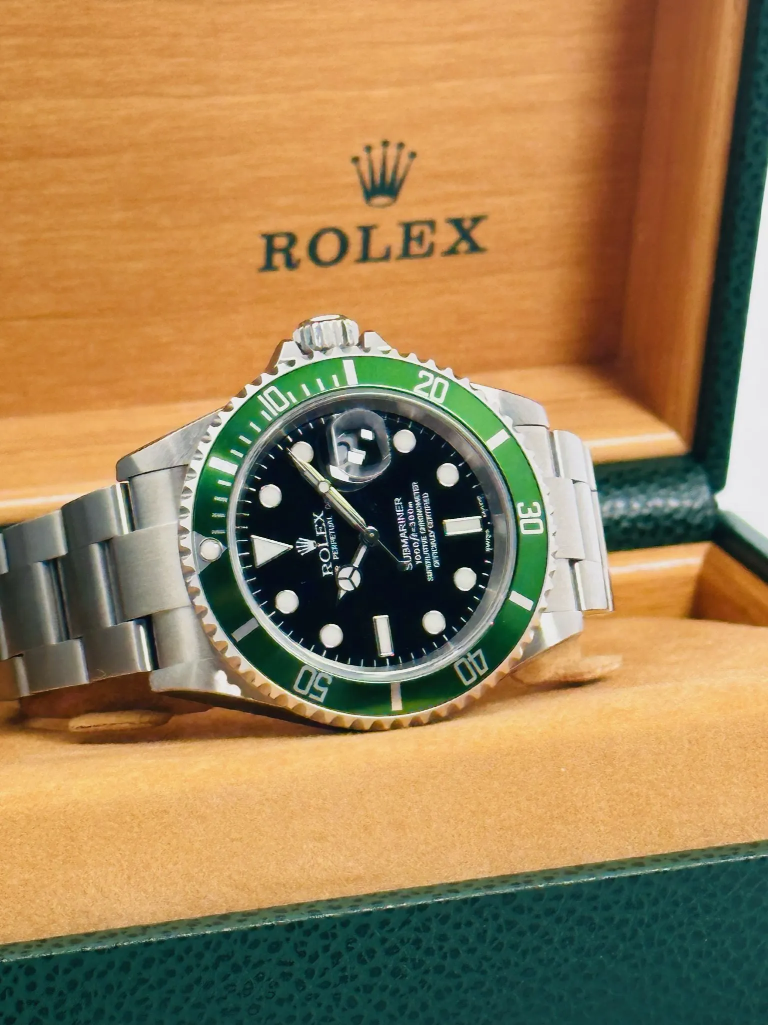 Rolex Submariner 16610LN Black 5