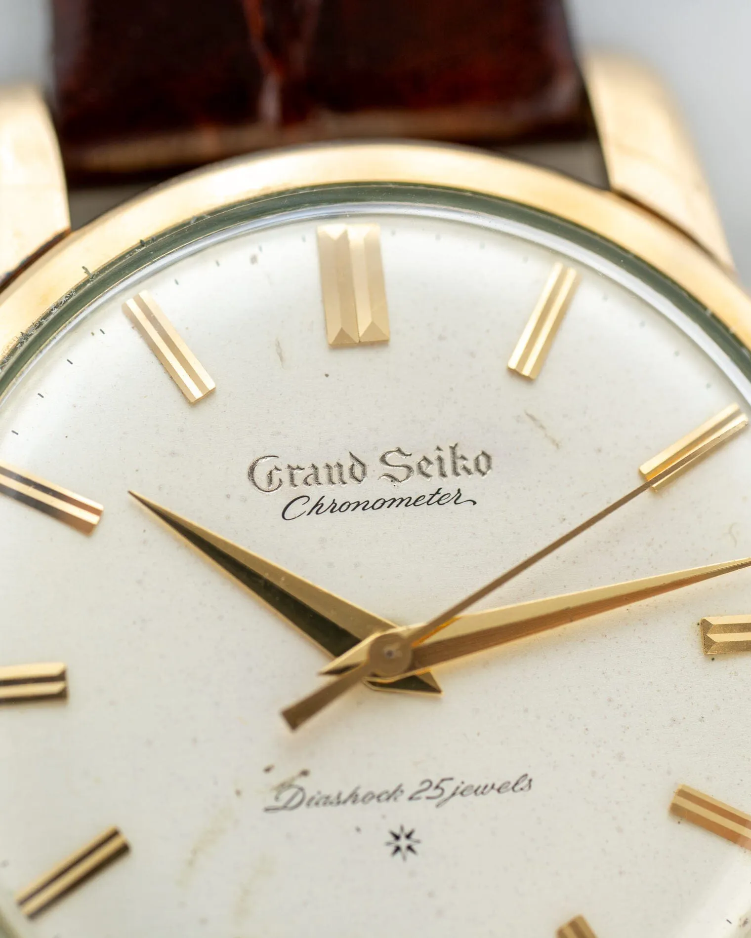 Seiko Grand Seiko J14070 35mm Gold-plated 2