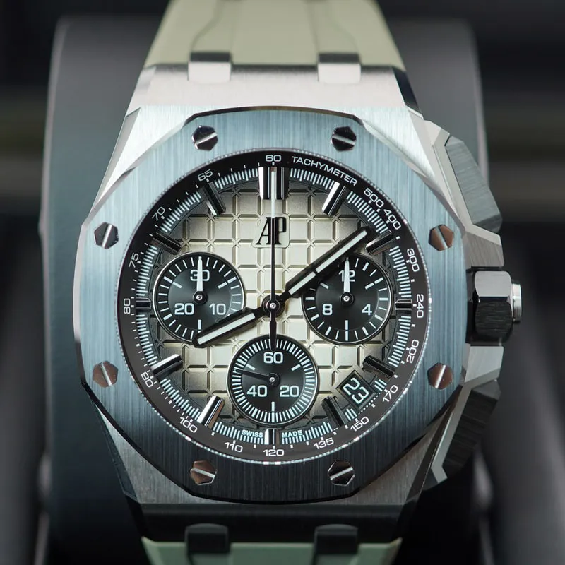 Audemars Piguet Royal Oak Offshore 26420SO.OO.A600CA.01 43mm Stainless steel Brown