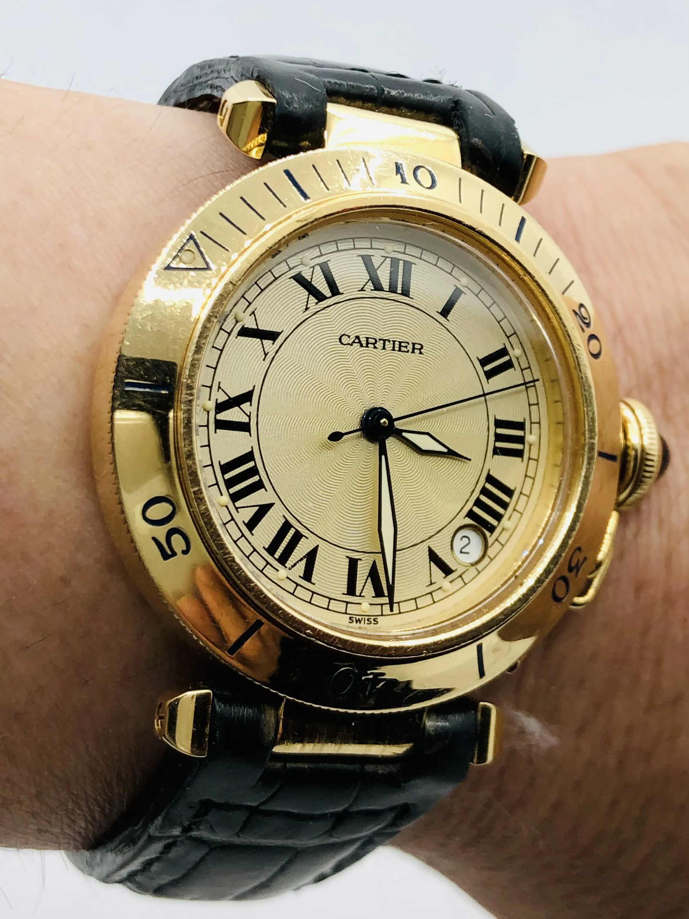 Cartier Pasha 1035 35mm Yellow gold Golden 1