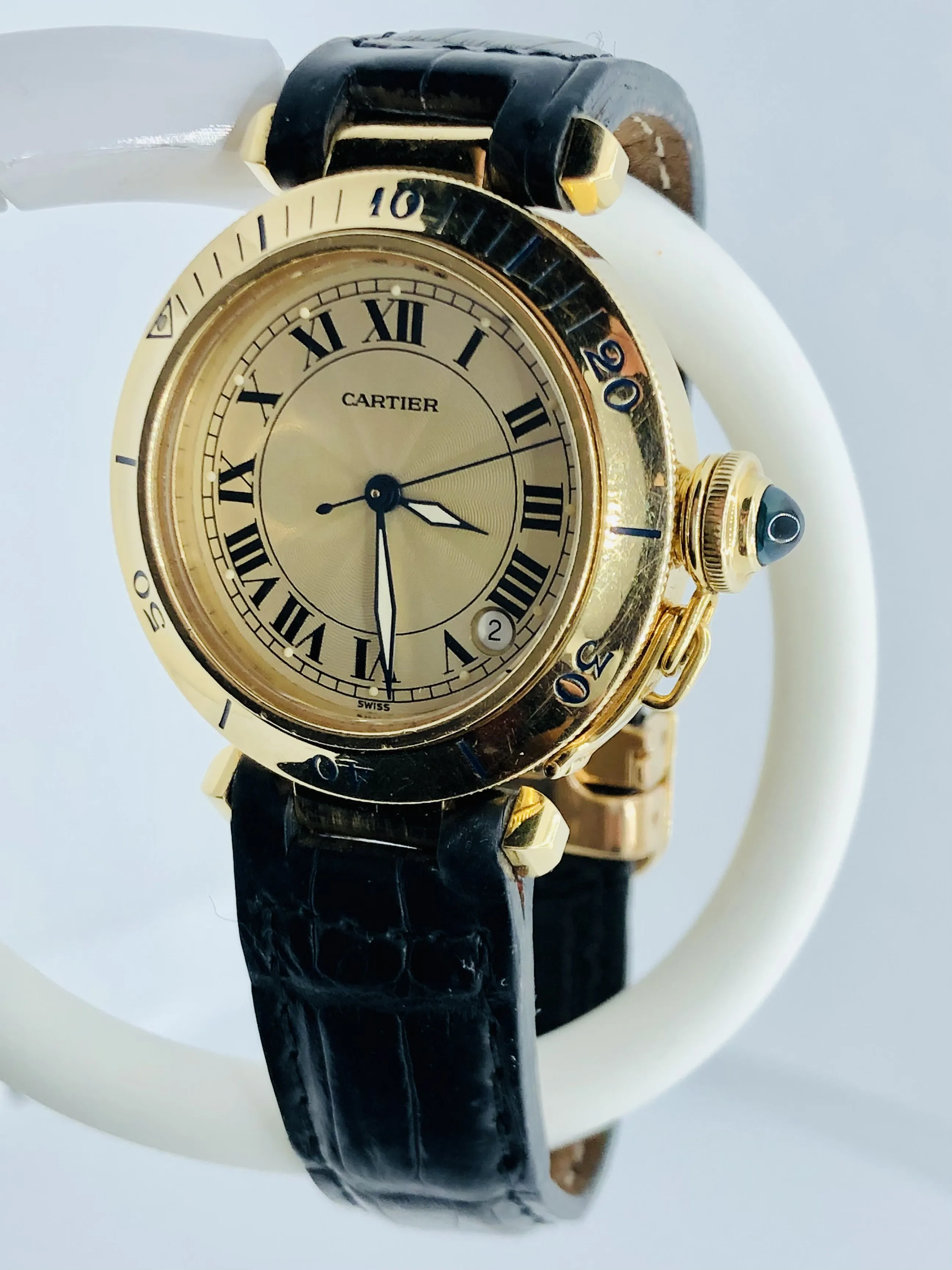 Cartier Pasha 1035 35mm Yellow gold Golden 7