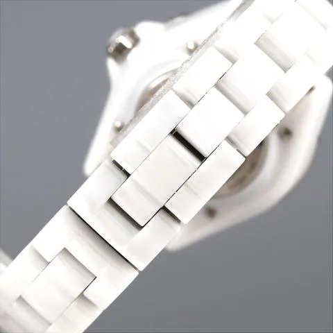 Chanel J12 H7990 33mm White 4