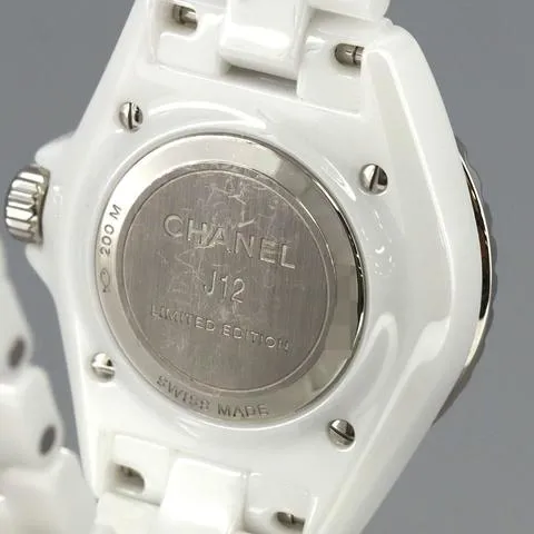 Chanel J12 H7990 33mm White 6