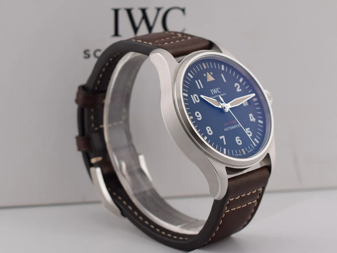 IWC Spitfire IW326803 39mm Stainless steel Black 8