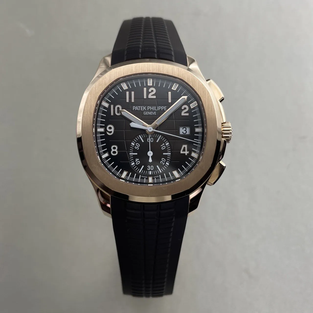 Patek Philippe Aquanaut 5968R-001 42mm Rose gold Brown