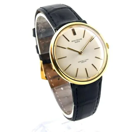 Patek Philippe Calatrava 2591 Yellow gold Champagne 2