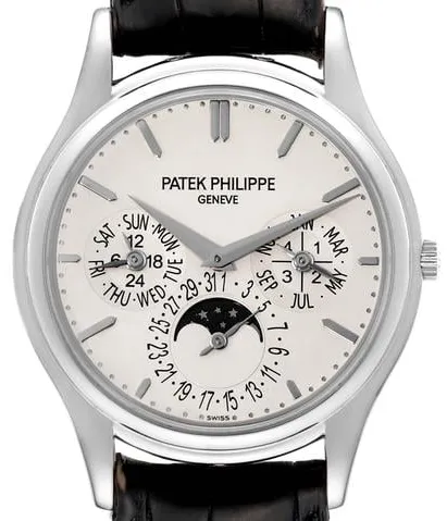 Patek Philippe Perpetual Calendar 5140G 37mm White gold Silver