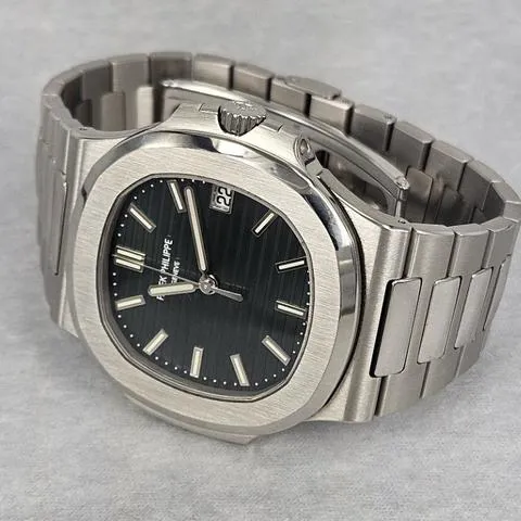 Patek Philippe Nautilus 5711/1A-014 40mm Stainless steel Green 6