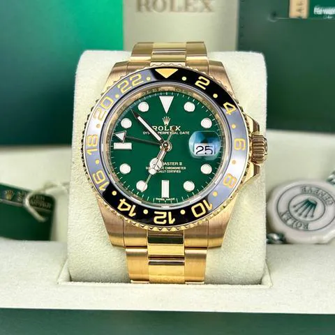 Rolex GMT-Master II 116718LN 40mm Yellow gold Green