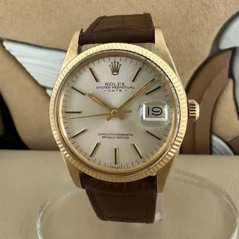 Rolex Oyster Perpetual Date 15038 34mm Yellow gold Silver