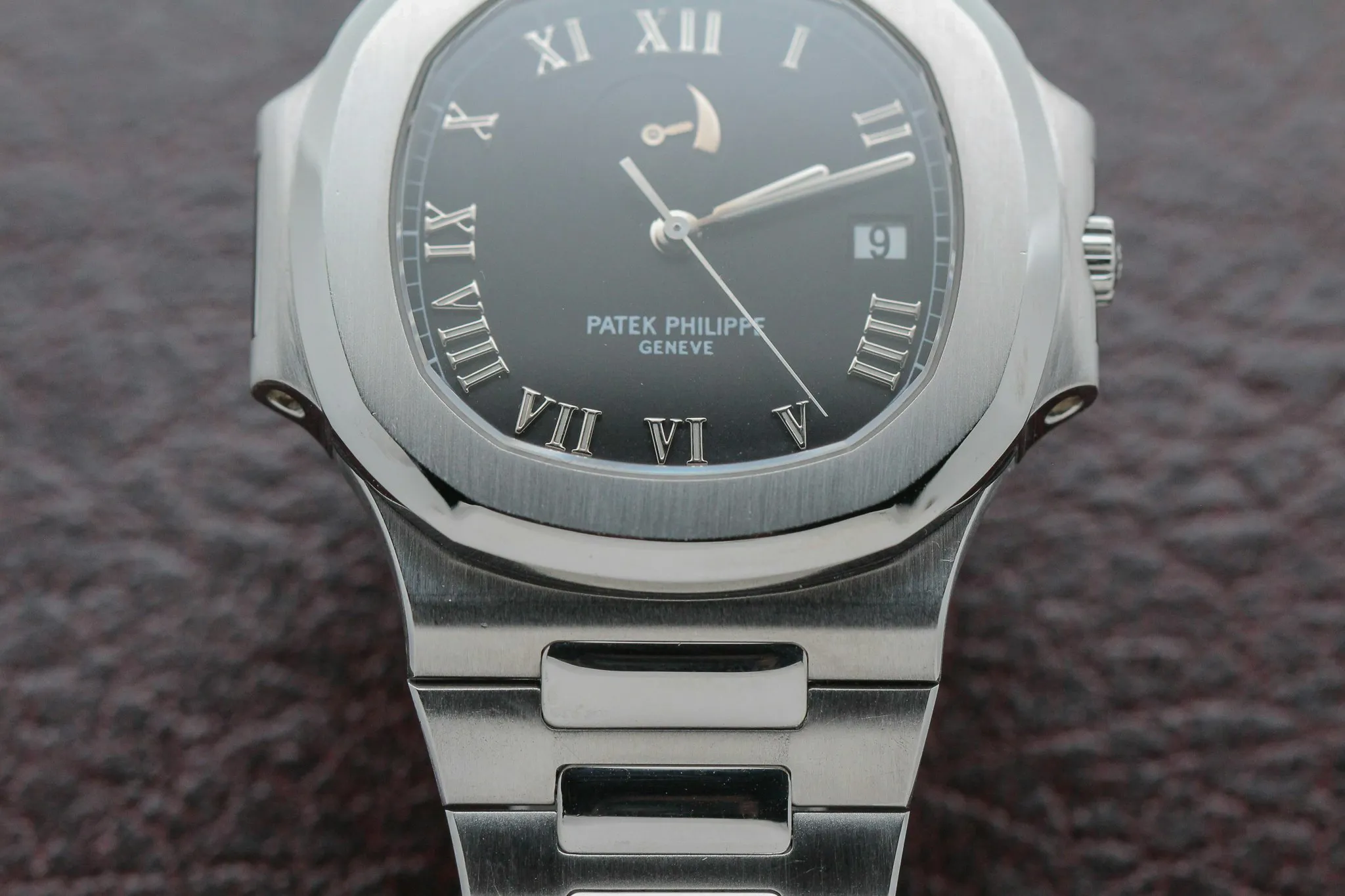 Patek Philippe Nautilus 3710/1A 42mm Stainless steel Black 4