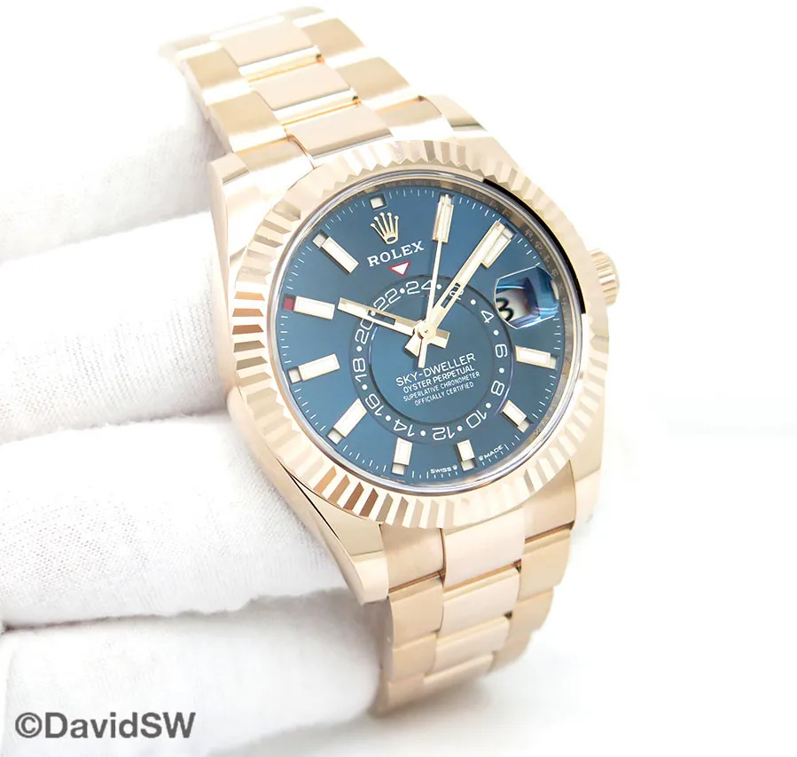 Rolex Sky-Dweller 336935 42mm Rose gold Blue-green