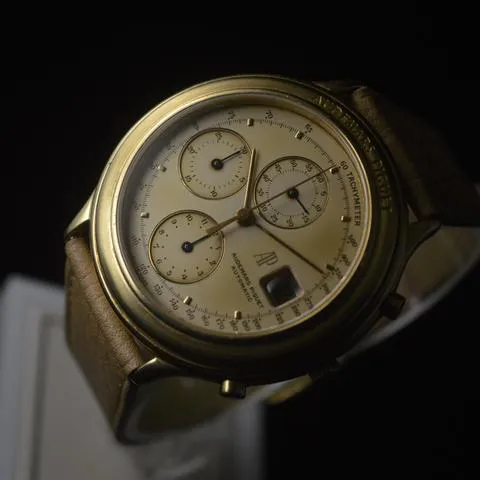 Audemars Piguet Huitième Chronograph 25644 40mm Yellow gold Silver 4