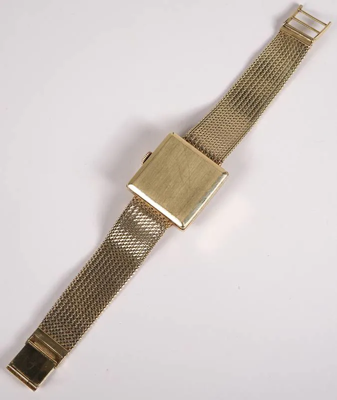 Junghans 28mm Yellow gold 3
