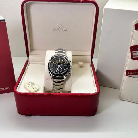 Omega Speedmaster Date 32105000 40mm Stainless steel Black