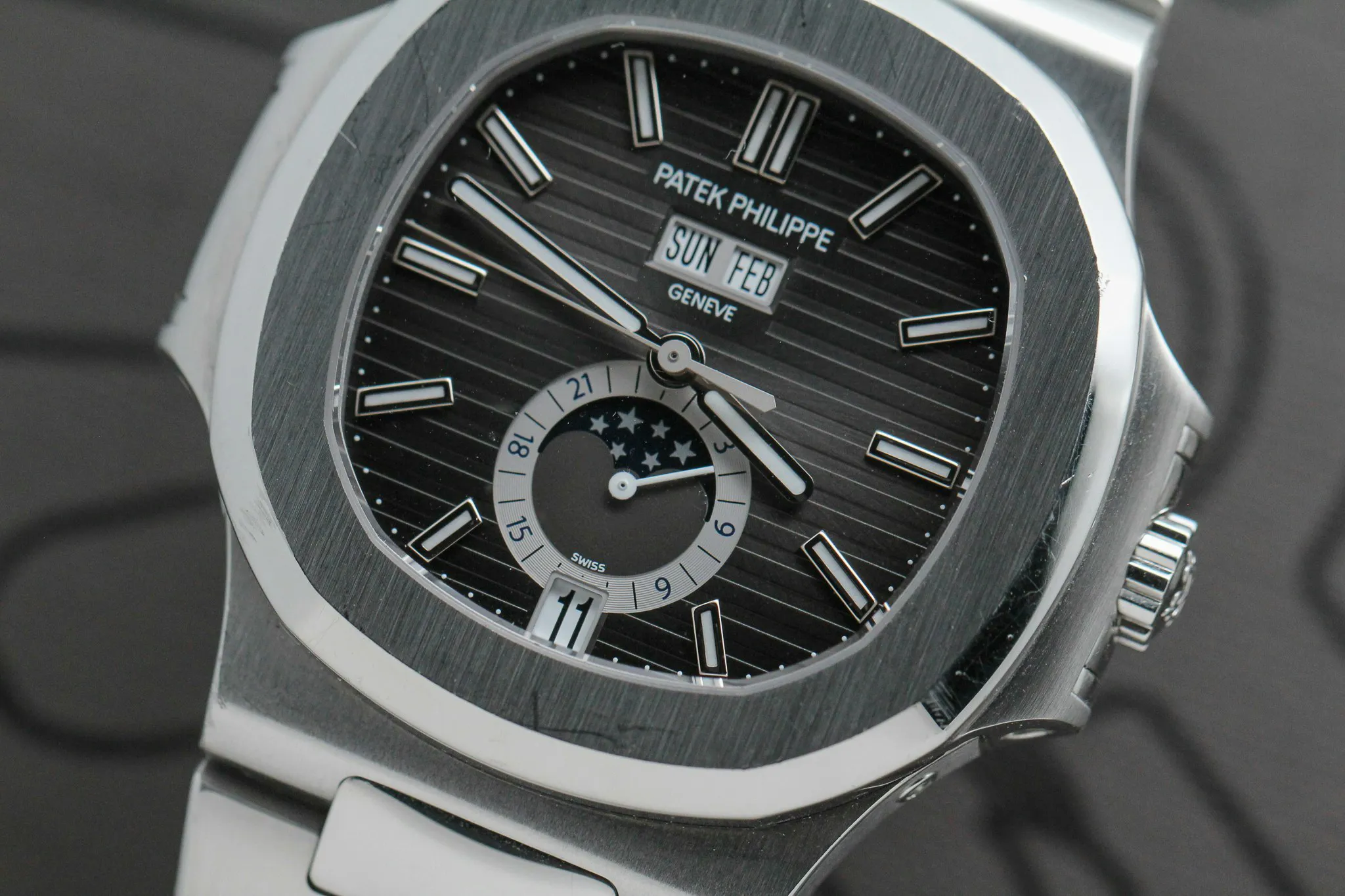 Patek Philippe Nautilus 5726/1A 40.5mm Stainless steel Blue 5