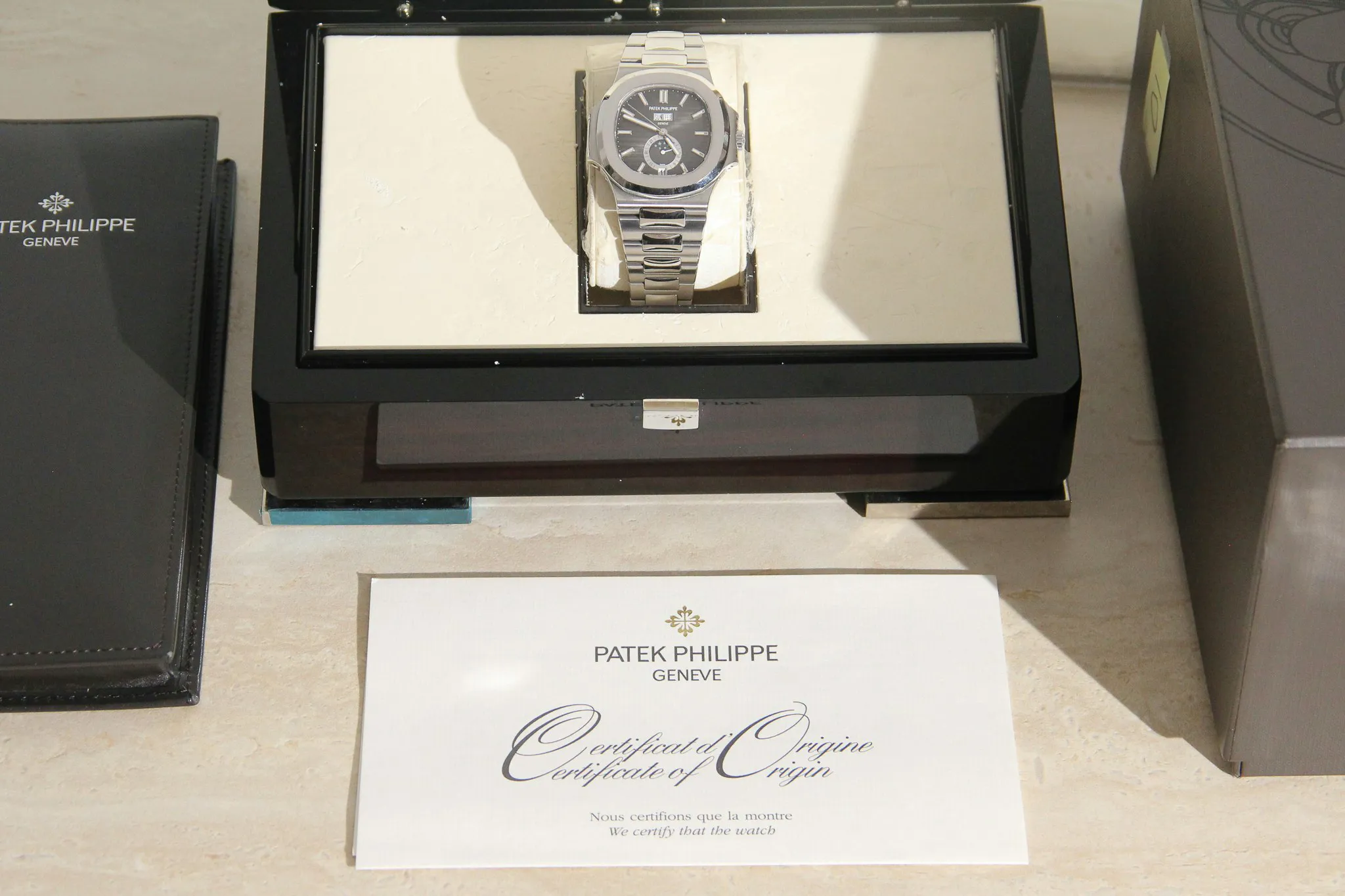 Patek Philippe Nautilus 5726/1A 40.5mm Stainless steel Blue 14