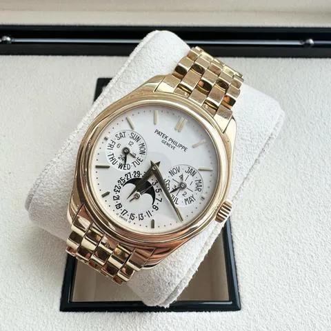 Patek Philippe Perpetual Calendar 5136/1J-001 37mm Yellow gold Silver 1