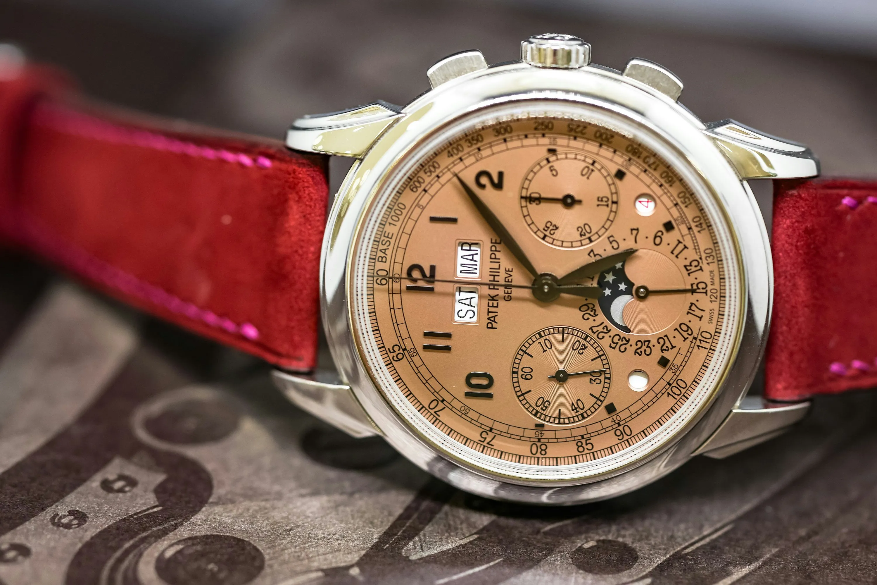 Patek Philippe Perpetual Calendar Chronograph 5270P 41mm Platinum Salmon 7