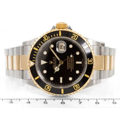 Rolex Submariner 16613 40mm Yellow gold and Stainless steel Black 6