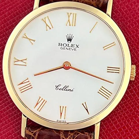 Rolex Cellini 4112/8 32mm Yellow gold White 1