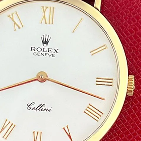 Rolex Cellini 4112/8 32mm Yellow gold White 2